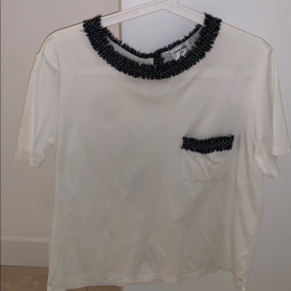 Beautiful Chanel top white 💯🥰